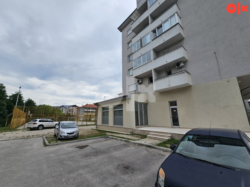Poslovni prostor 128 m2 Istočno Sarajevo Dobrinja IV RENOVIRAN 4