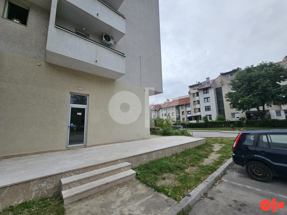 Poslovni prostor 128 m2 Istočno Sarajevo Dobrinja IV RENOVIRAN 6