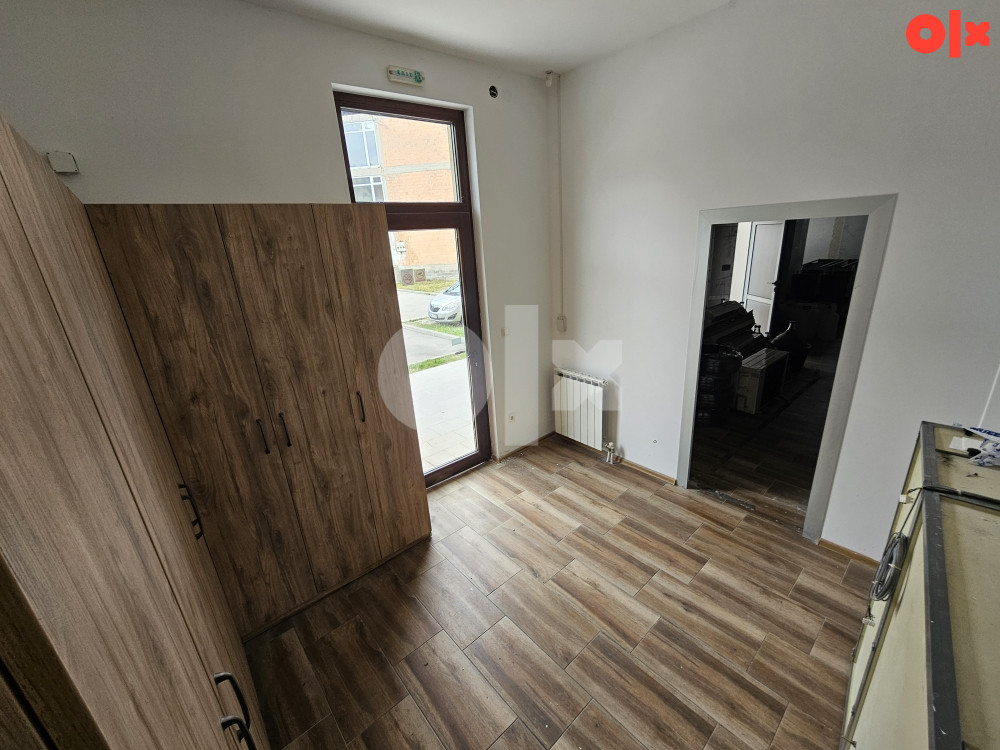 Poslovni prostor 128 m2 Istočno Sarajevo Dobrinja IV RENOVIRAN 13