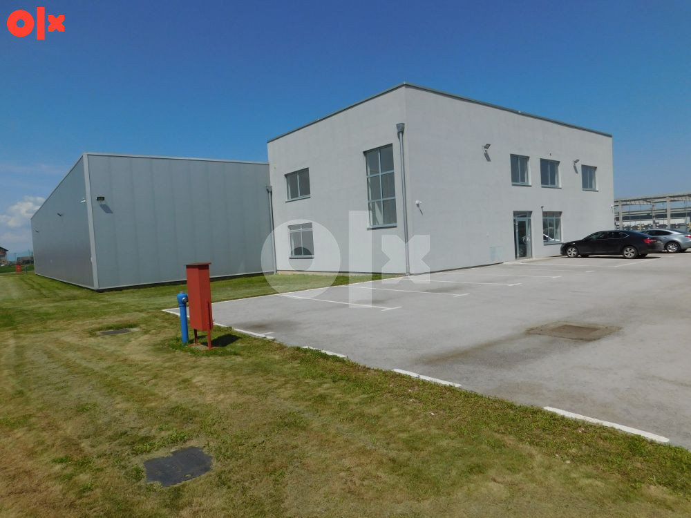 HALA- 2298m2 na placu površine 7880m2 - NOVA TOPOLA 6