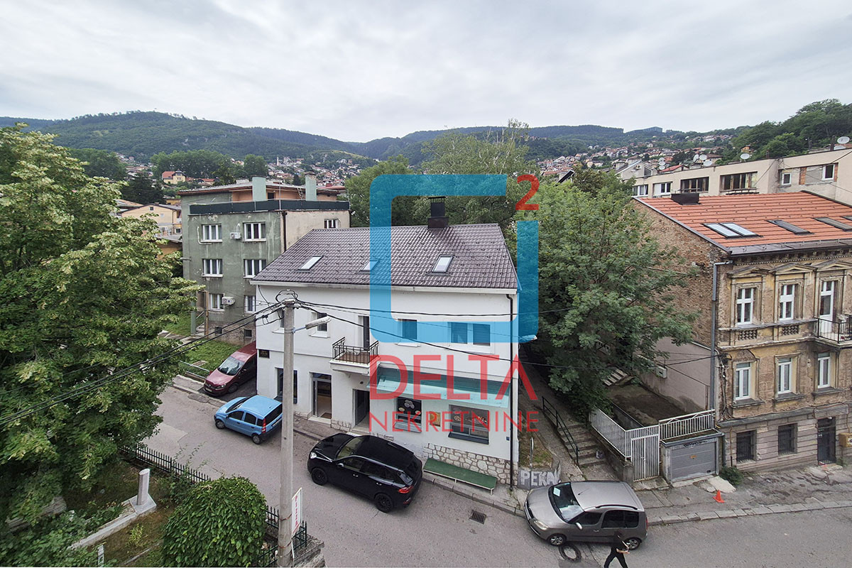 Namješten četverosoban stan / Bistrik / Stari Grad 25