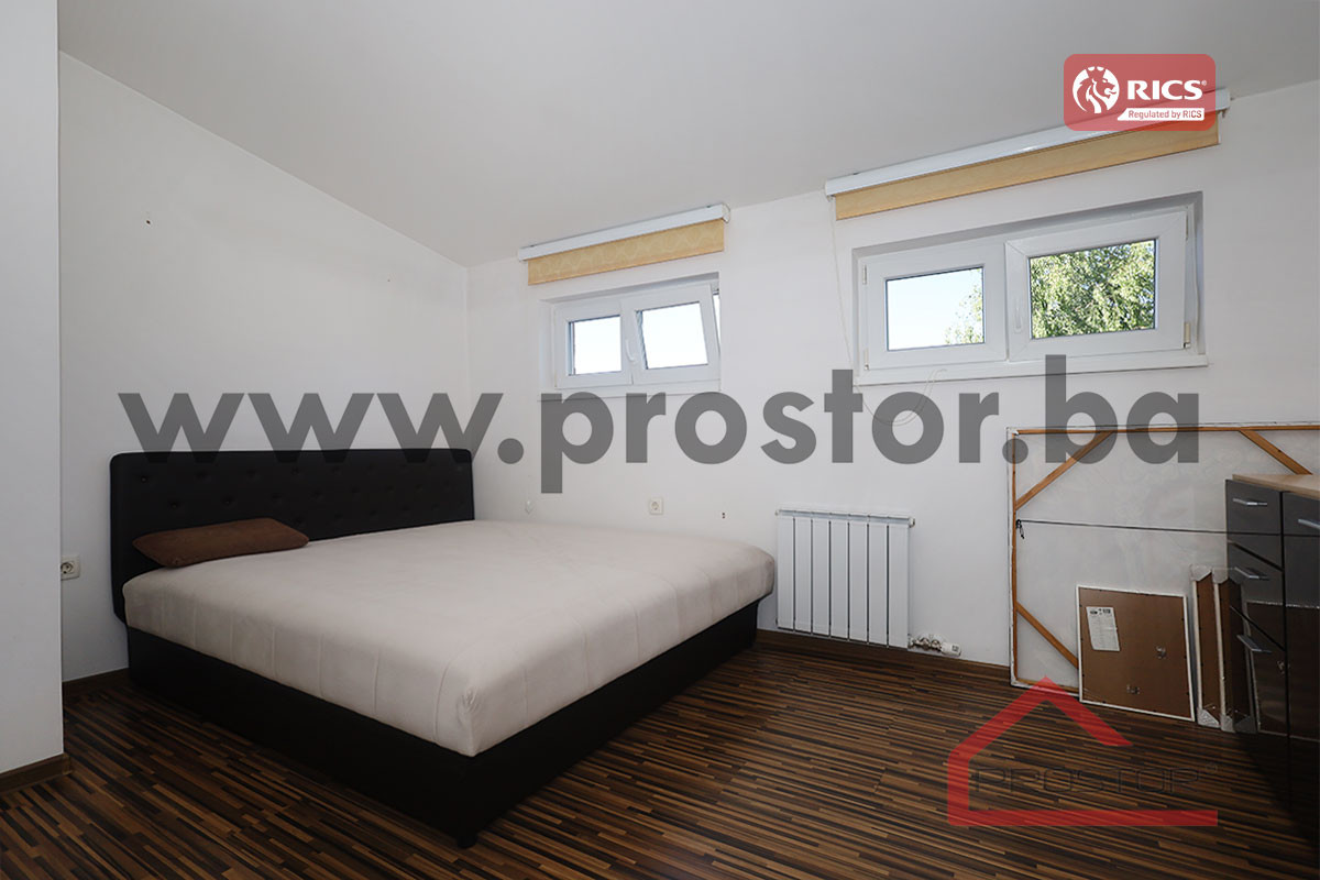 PROSTOR izdaje: Četverosoban stan, Dobrinja 4