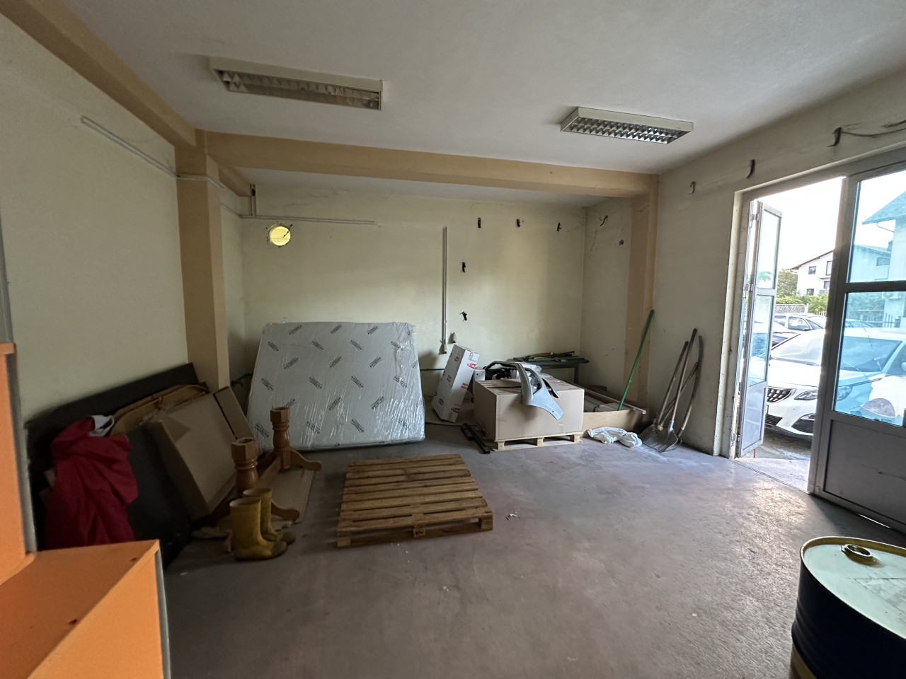 Poslovni objekat sa skladištem Laktaši - 800 m2 9