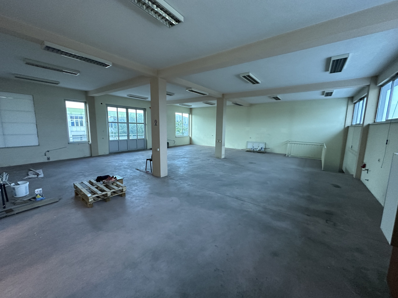 Poslovni objekat sa skladištem Laktaši - 800 m2 14