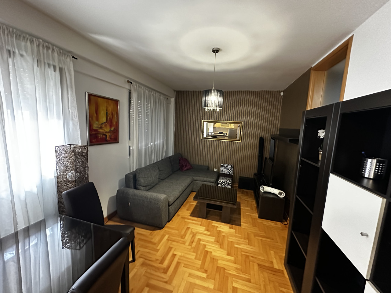 Dvosoban namješten stan + parking - 48 m2 2