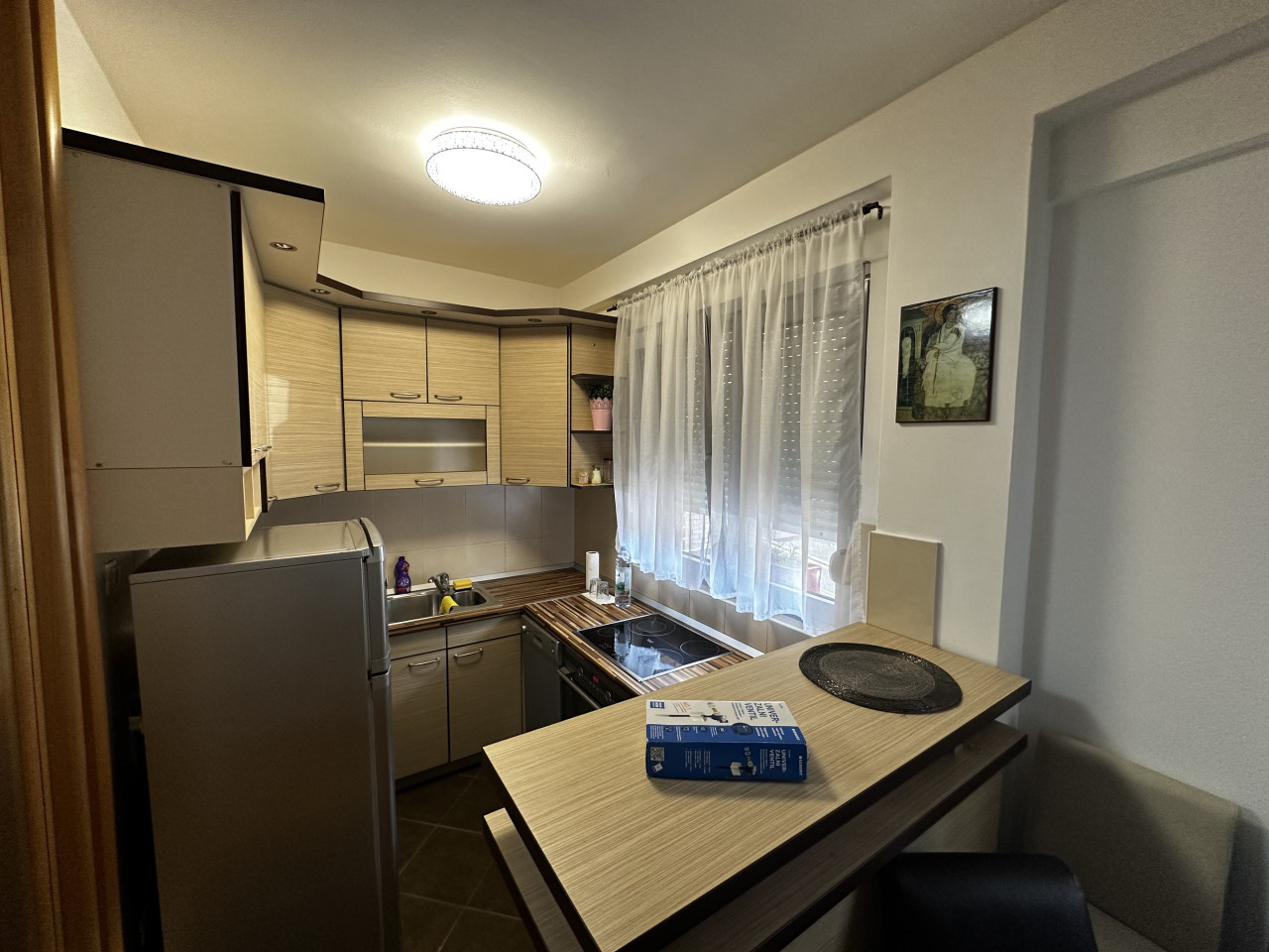 Dvosoban namješten stan + parking - 48 m2 4