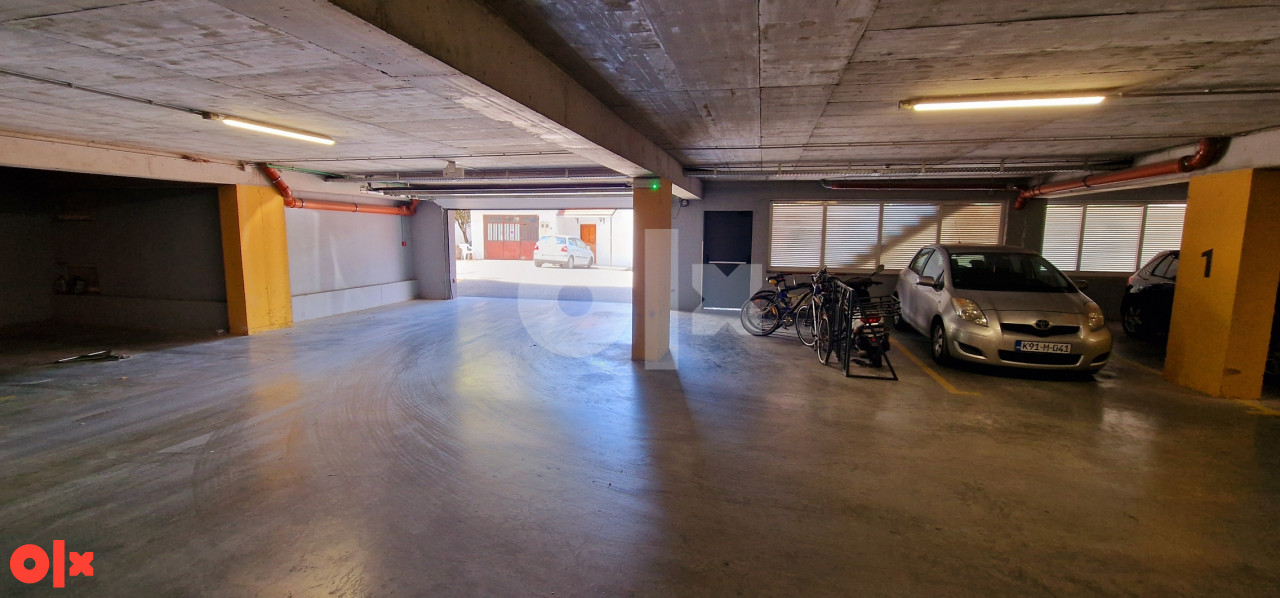 Opremljen stan sa parking mjestom 21
