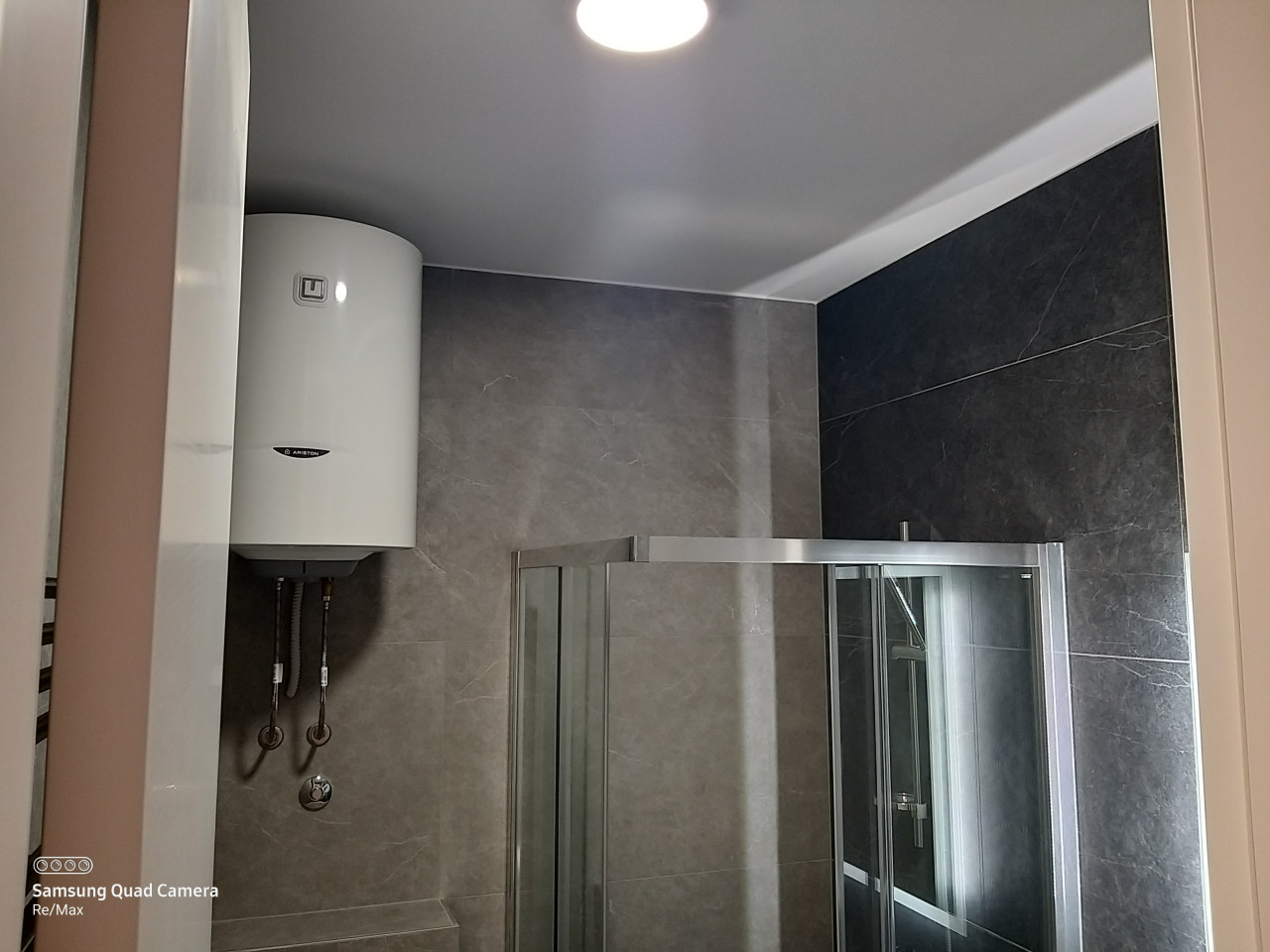 Trosoban nenamješten stan - NASELJE PARK - 70 m2 13