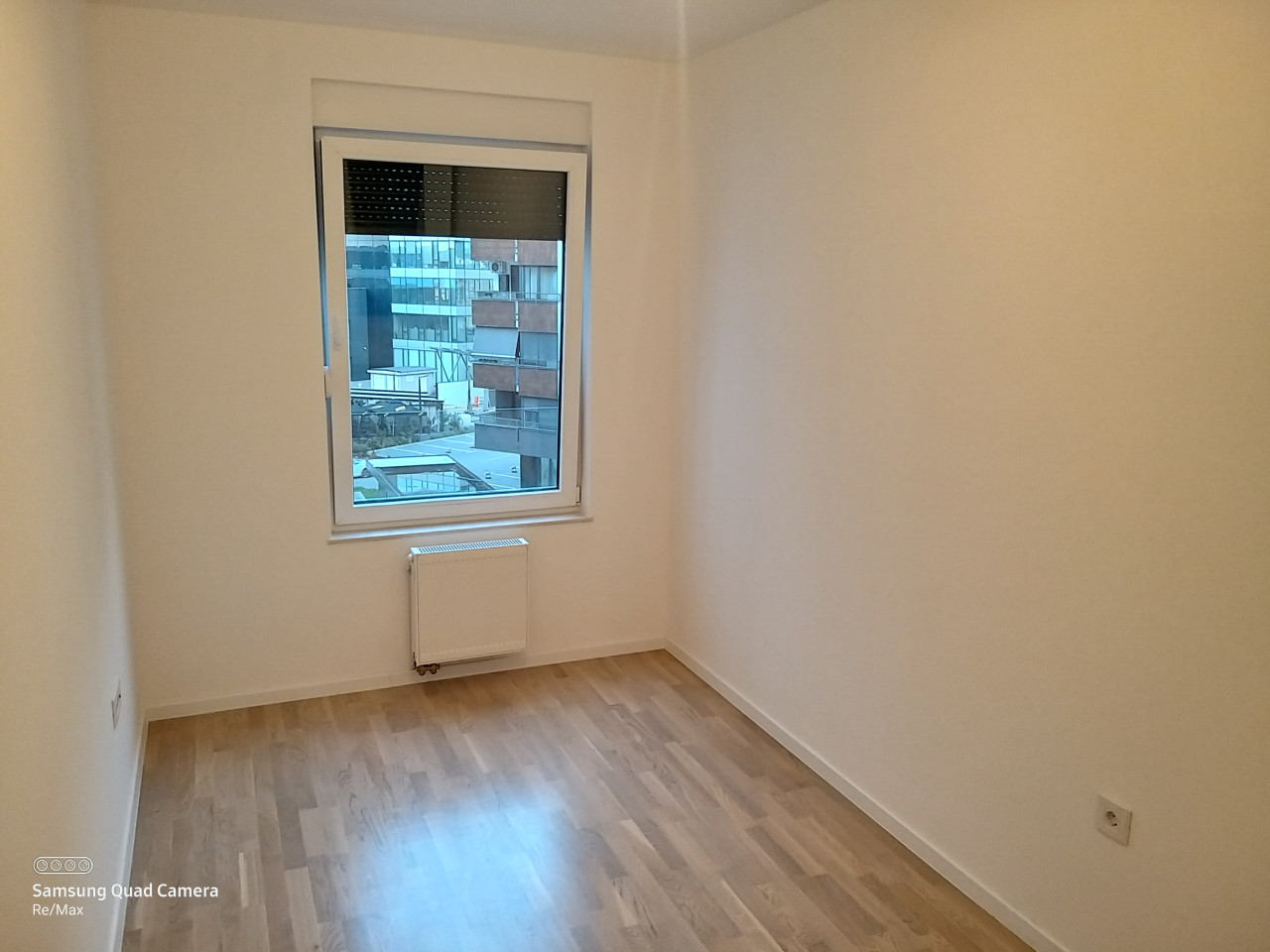 Trosoban nenamješten stan - NASELJE PARK - 70 m2 19