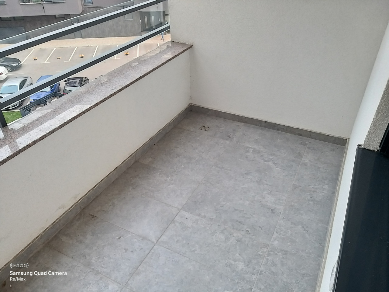 Trosoban nenamješten stan - NASELJE PARK - 70 m2 31