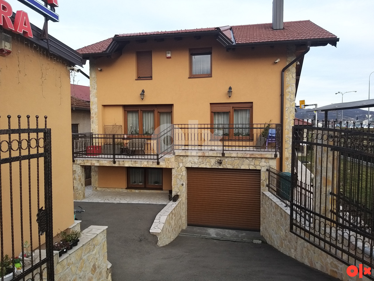 Kuća i posl.prostor - Banja Luka - 290m2