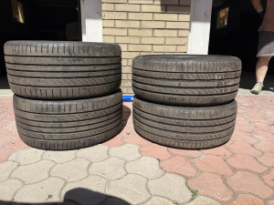 Prodajem 4 gume 245/40/20 i 275/35/20 Continental 6mm