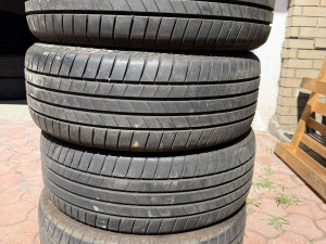 Prodajem 4 gume 235/55/18 Firestone 2024.g