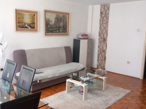 TROSOBAN STAN BORIK PRVI SPRAT 89m2 DVA BALKONA TOP LOKACIJA photo 3