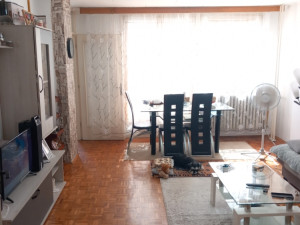 TROSOBAN STAN BORIK PRVI SPRAT 89m2 DVA BALKONA TOP LOKACIJA photo 2