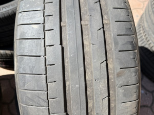 Prodajem 2 gume 245/35/19 Continental 2022.g