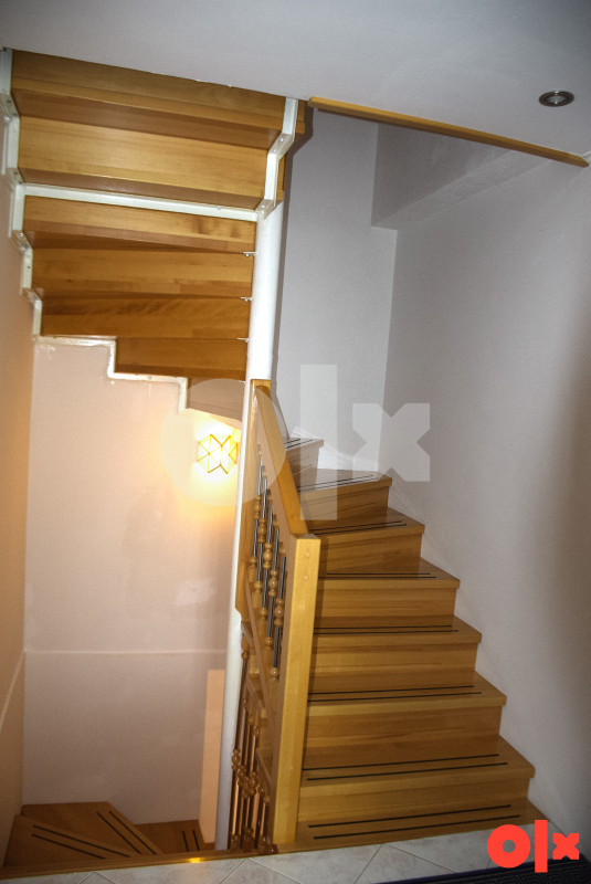 Namještena kuća 300 m2 na prodaju 15