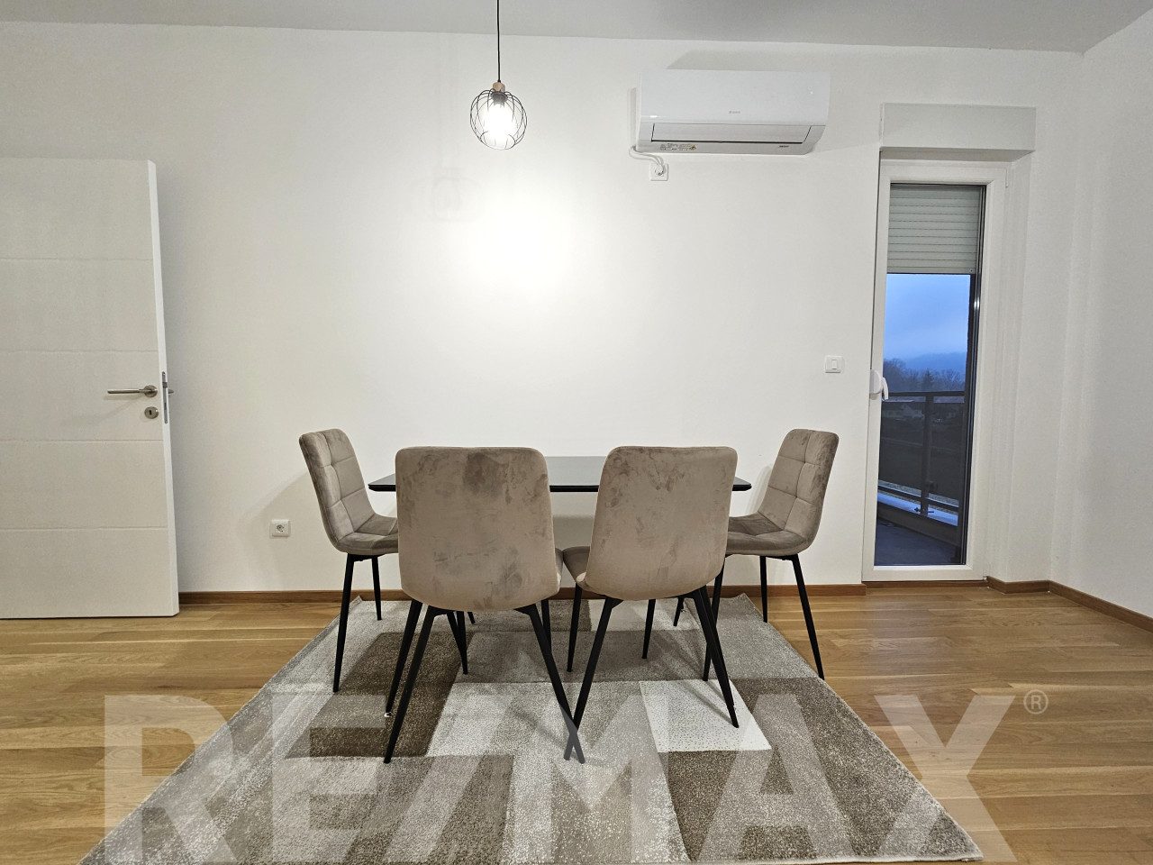 Moderan dvosoban stan za najam | 45m2 | Ada 3