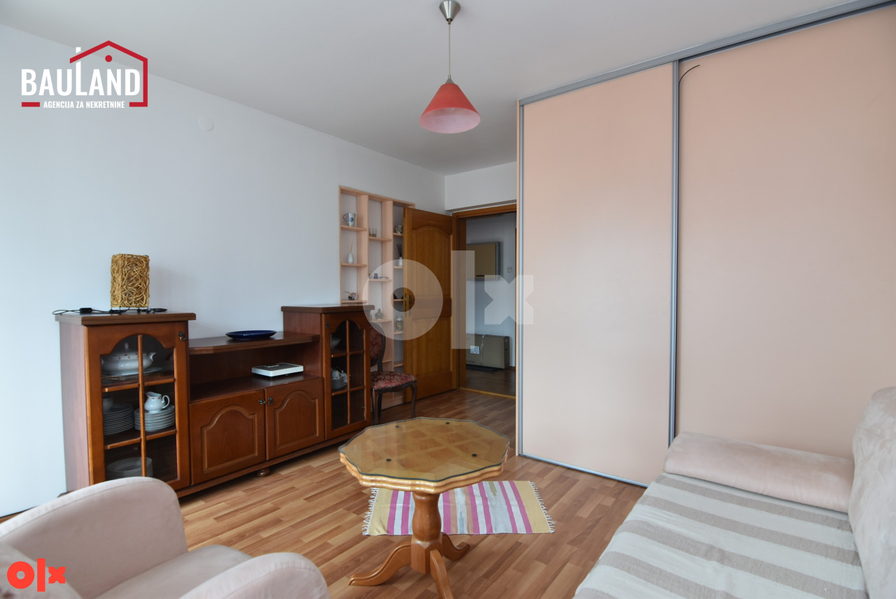 Trosoban namješten stan, 72m2 / Mejtaš, Centar 9