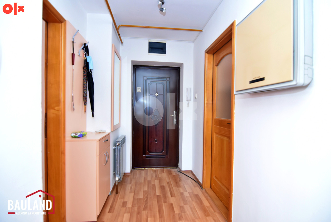Trosoban namješten stan, 72m2 / Mejtaš, Centar 12