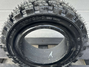 Puna guma KABAT 140/55-9 (15x5,5-9)