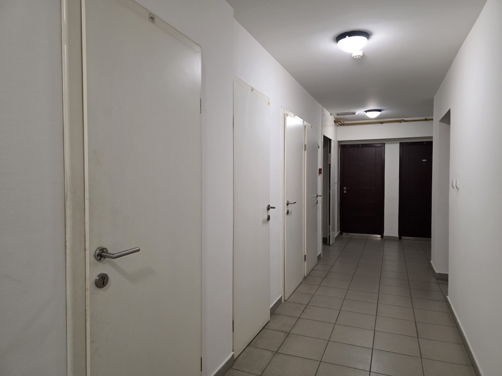 Trosoban prodaja stan Bulevar Stup