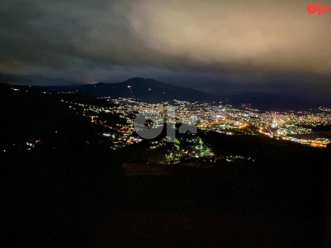 POLJINE Kuća "iznad oblaka" Panoramski pogled na Sarajevo 1215m2 3