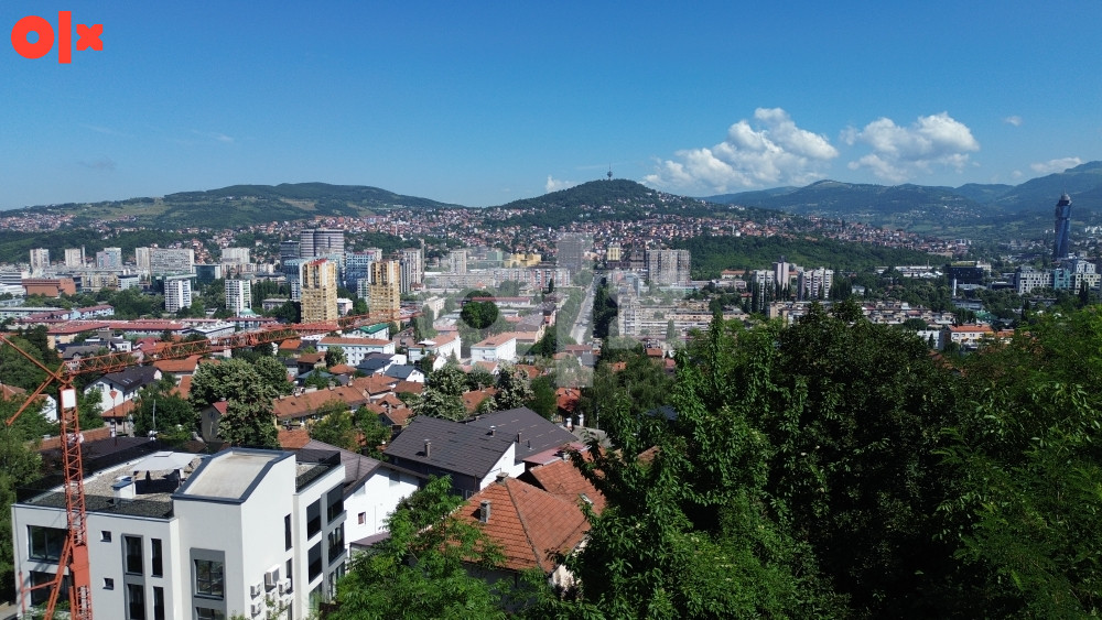 Biro HM/ Zemljiste 468 m2 sa urbanistickom dozvolom za zgradu 5