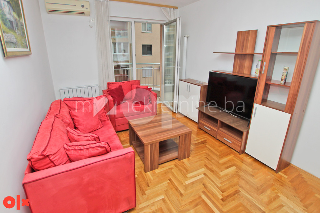 m2: Stup - dvosoban stan 45m2 - 8. sprat - balkon 3