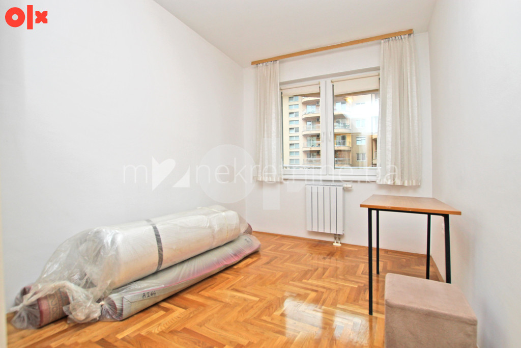 m2: Stup - dvosoban stan 45m2 - 8. sprat - balkon 6