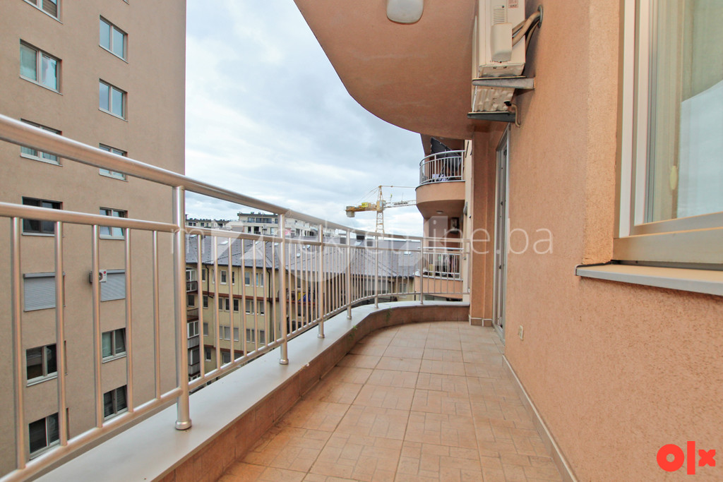 m2: Stup - dvosoban stan 45m2 - 8. sprat - balkon 12
