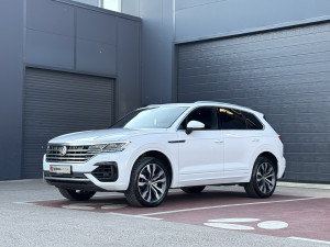 Volkswagen Touareg R-line 3.0 TDI 286ks 4Motion Pano Luft Kamera