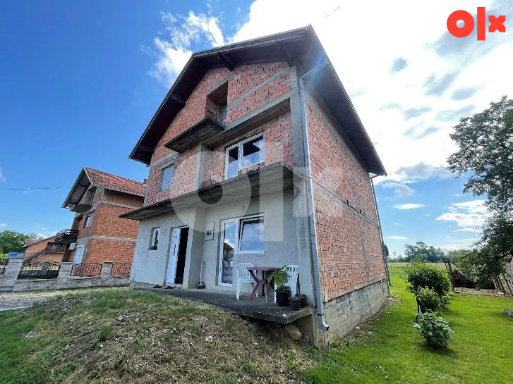Kuća i zemljište, Gradiška 3