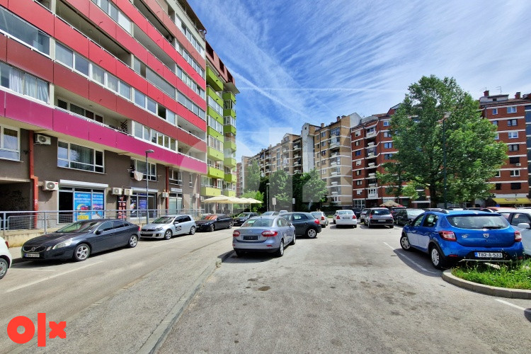 Lijep, dvosoban stan u zgradi novije gradnje, Dobrinja V 19