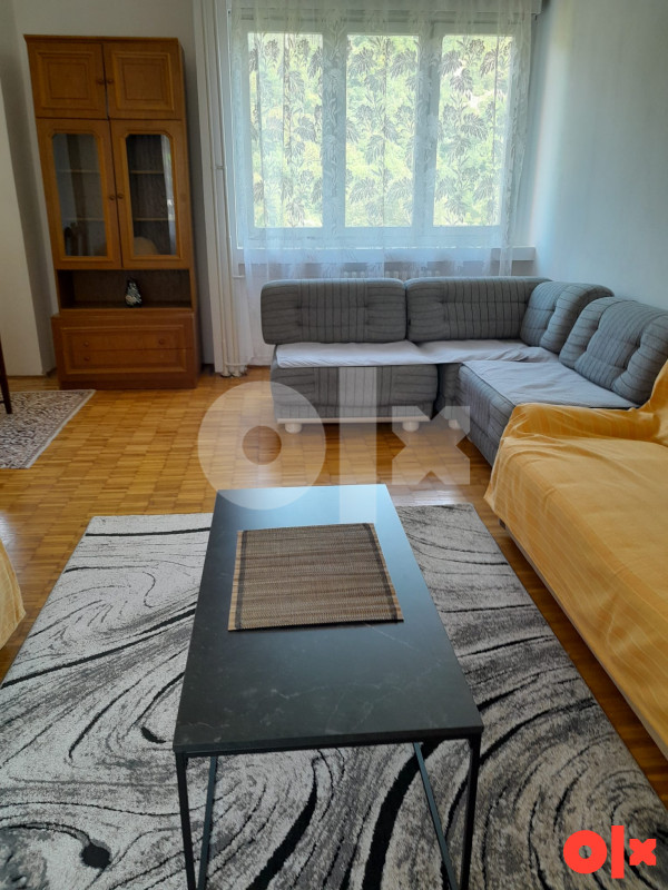 Stan Zvornik 60m2 2