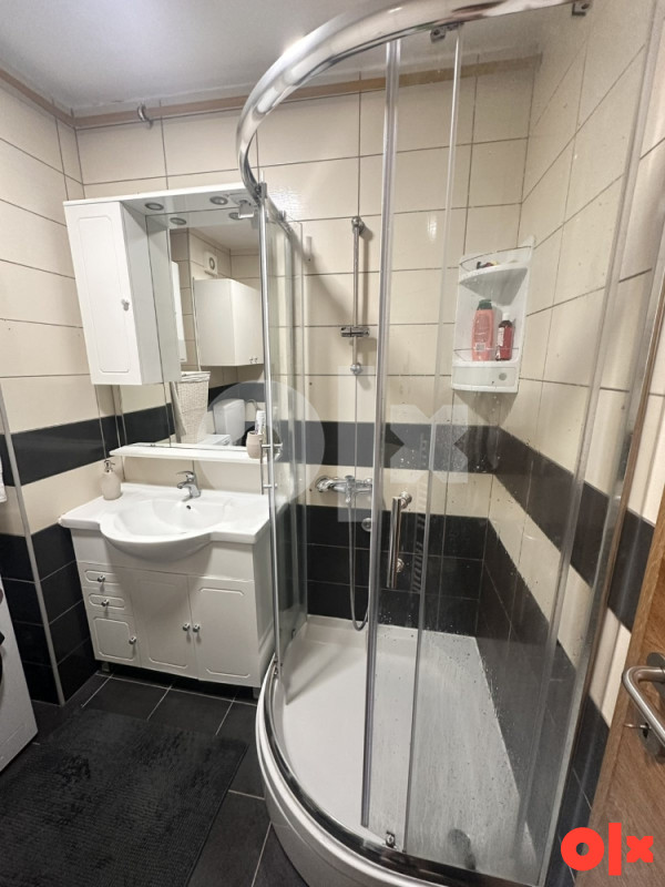 STAN / LUKAVICA / ISTOČNO SARAJEVO / 46 M2 / NAMJEŠTEN 15