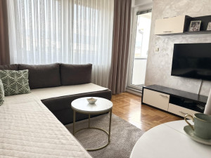 PRODAJA-STAN / LUKAVICA / ISTOČNO SARAJEVO / 46 M2 / NAMJEŠTEN photo 2