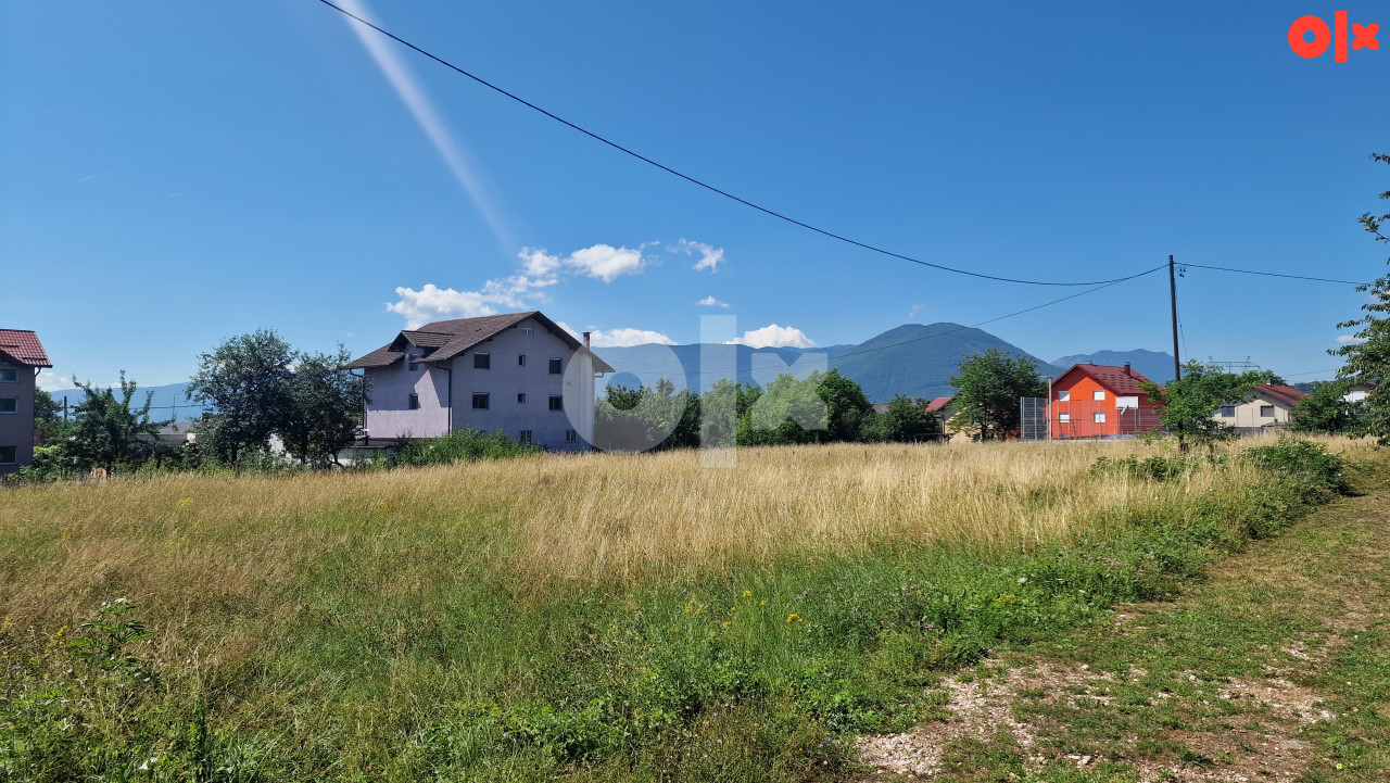 Građevinsko zemljište - Dobroševići, 865m2