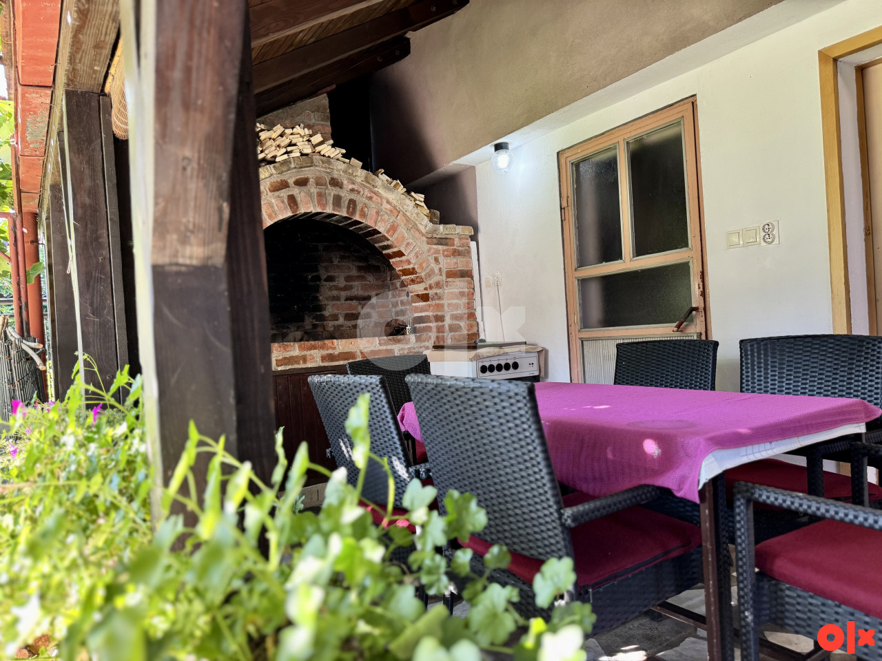 KUĆA SA 3 STANA 350m2 I ZEMLJIŠTEM 800m2 - ILIDŽA 15