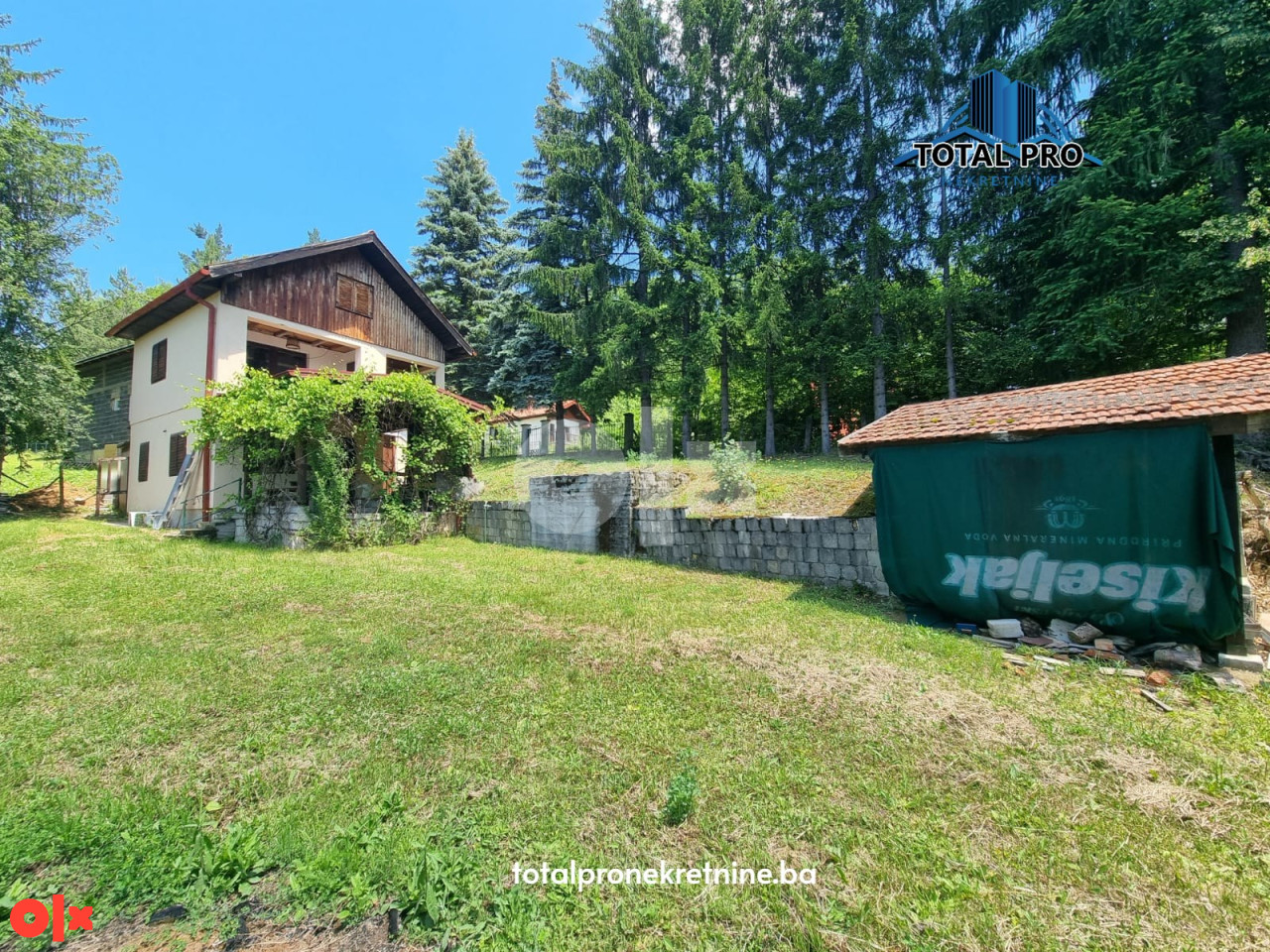 TOTAL PRO / Vikendica sa zemljištem 770 m2 / Gornje Vlakovo