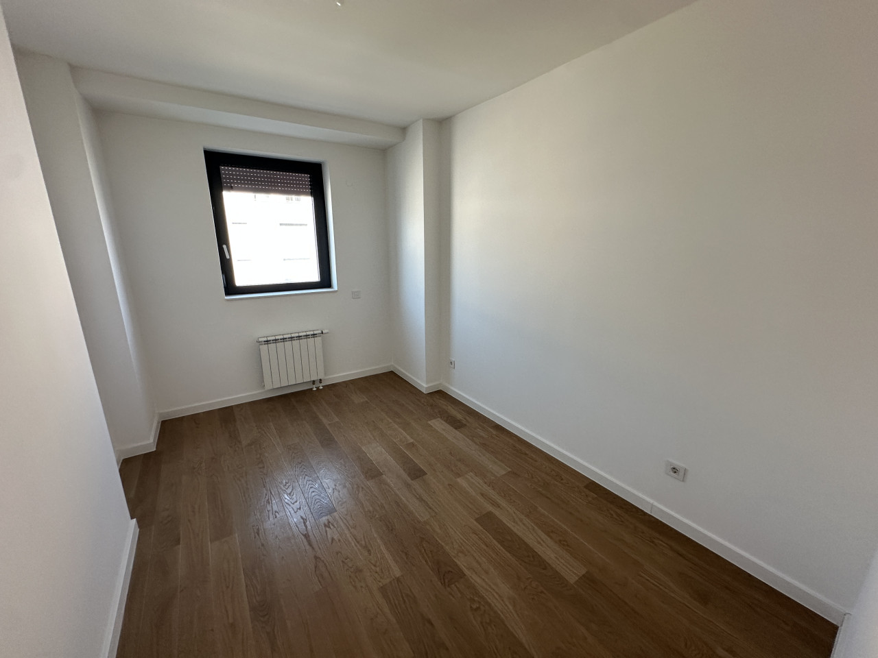 Nov trosoban stan u kompleksu Grand Trade - 83 m2 27