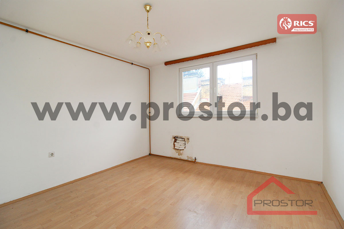 PROSTOR prodaje: Jednosoban stan, 42m2, Stari Grad 2