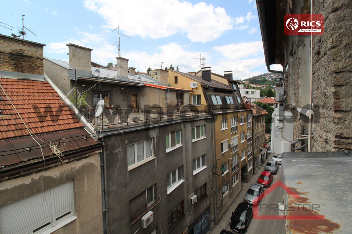 PROSTOR prodaje: Jednosoban stan, 42m2, Stari Grad 12