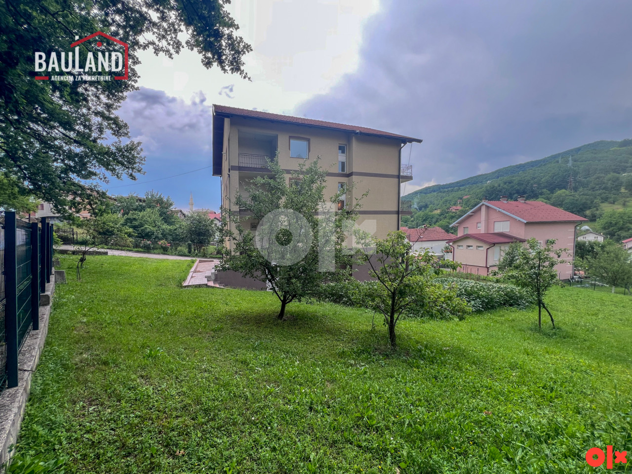Kuća sa četiri stambene jedinice+ potkrovlje/ Vogošća 7