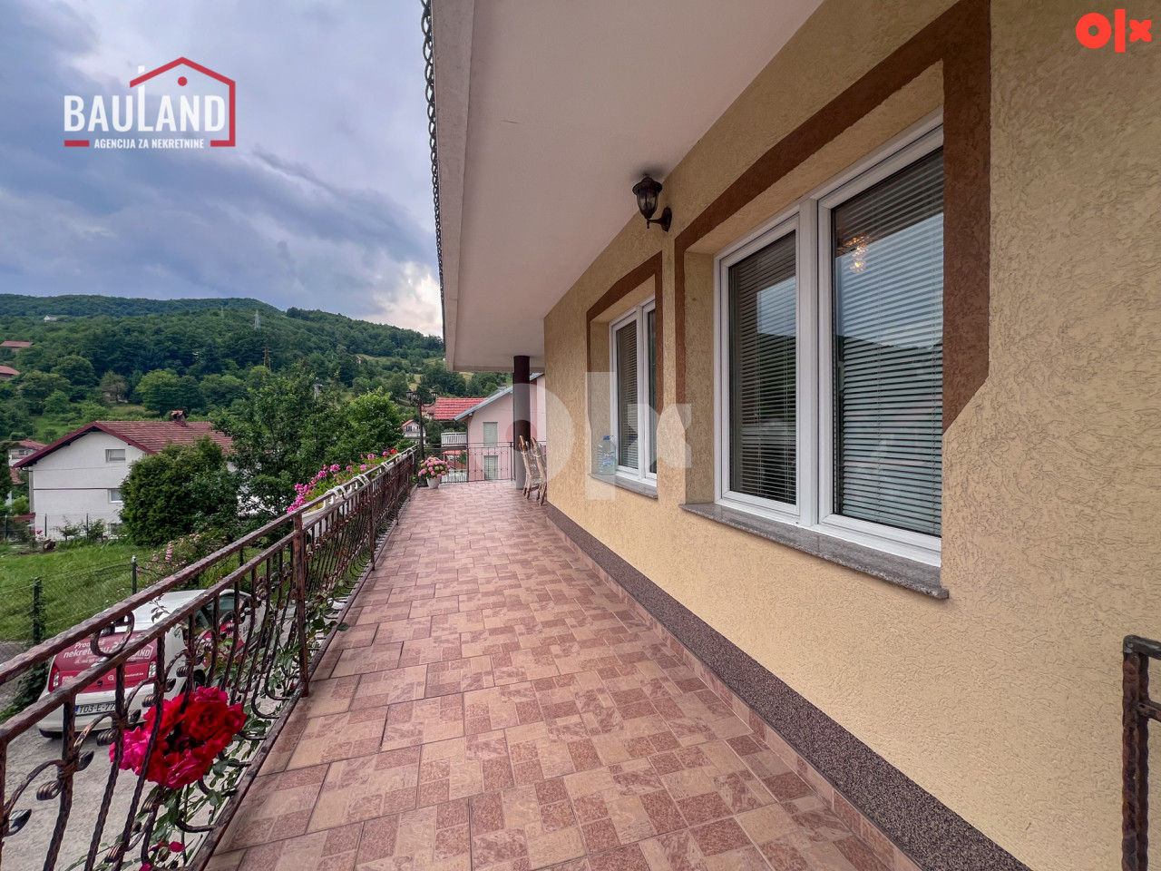 Kuća sa četiri stambene jedinice+ potkrovlje/ Vogošća 10