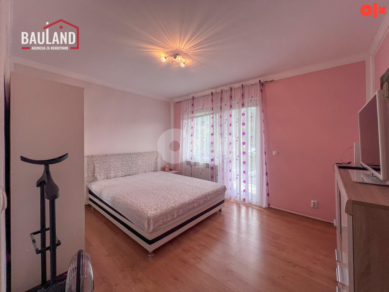 Kuća sa četiri stambene jedinice+ potkrovlje/ Vogošća 17