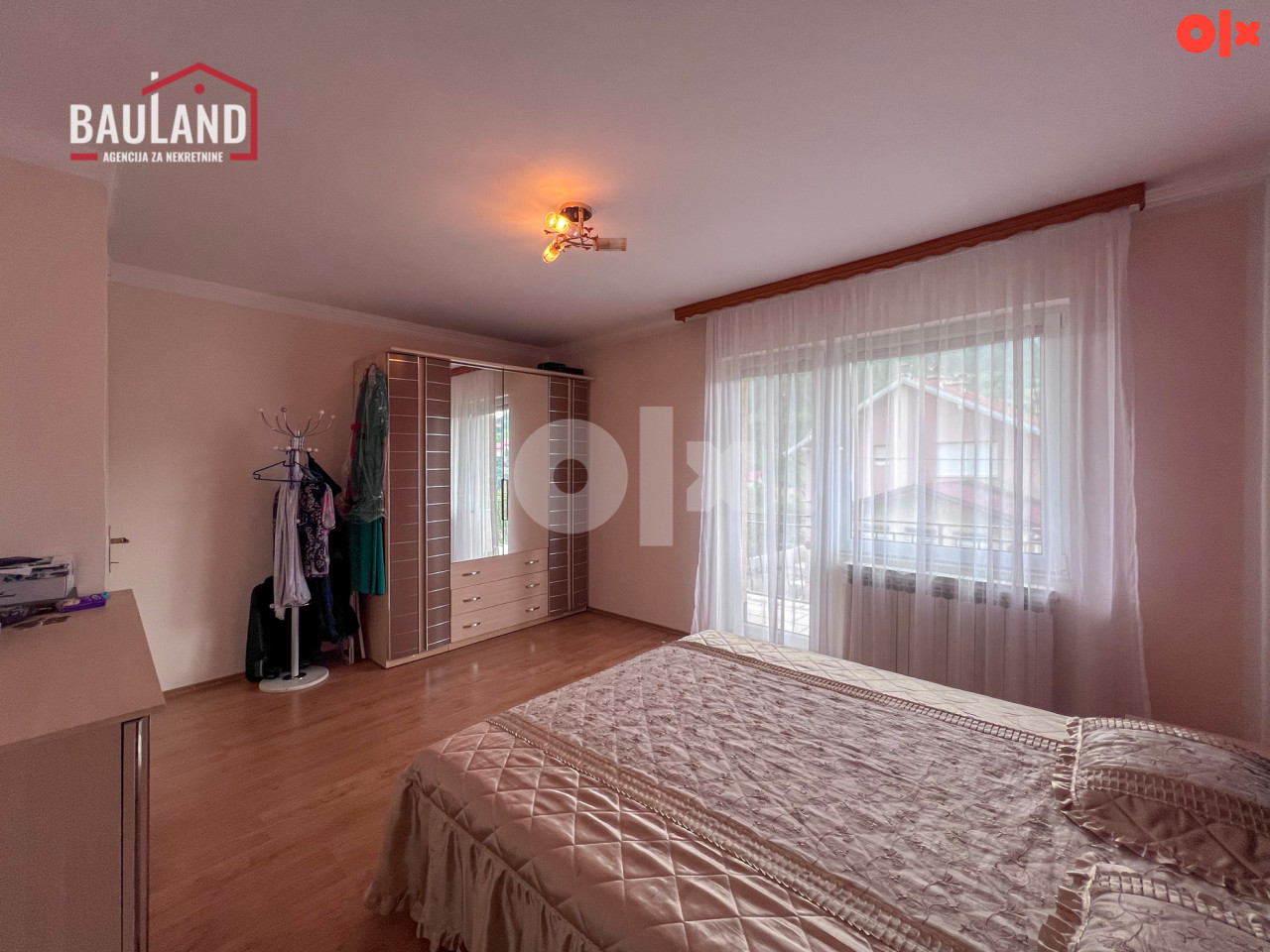 Kuća sa četiri stambene jedinice+ potkrovlje/ Vogošća 19