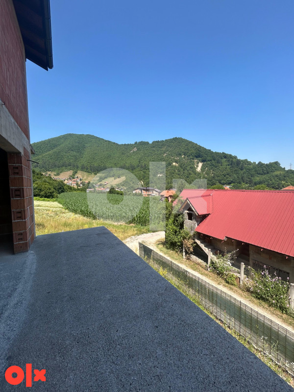 PRODAJA KUCE 320 m2 (roh-bau) - 641 m2 zemljista - ZBILJE VISOKO 21