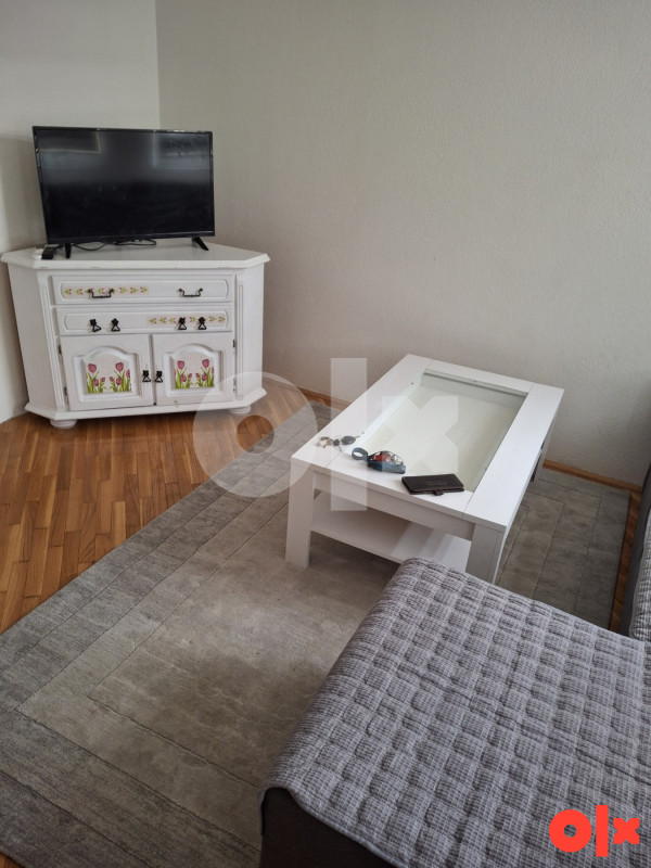 Dva stana garsonjera 20m2 i dvosoban 40m2 Maglaj 061 104 562 5