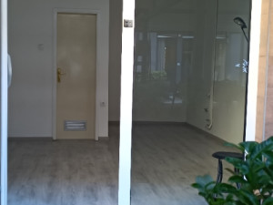 IZNAJMLJUJE SE poslovni prostor Banja Luka Parkić Bana Milos. photo 3